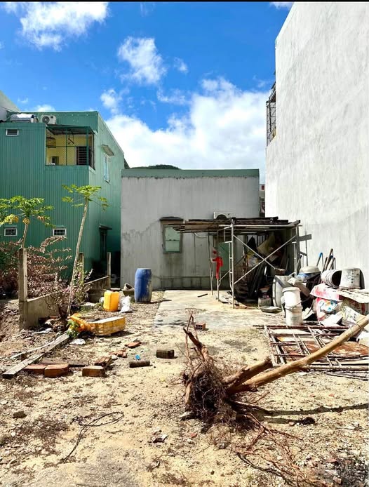 Bán lô đất hẻm 2m đường Trần Quốc Toản, Quy Nhơn, giá 2.35 tỷ