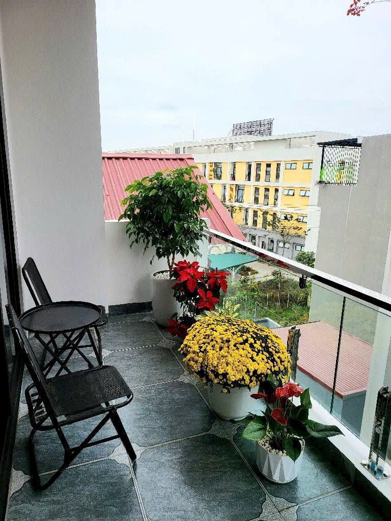 Bán nhà sát mặt phố Ngô Xuân Quảng, Trâu Quỳ, Gia Lâm, giá 8.5 tỷ