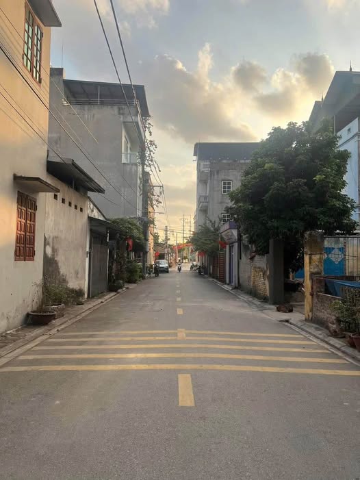 Cần bán đất Dương Xá, Gia Lâm, lô góc 2 mặt thoáng