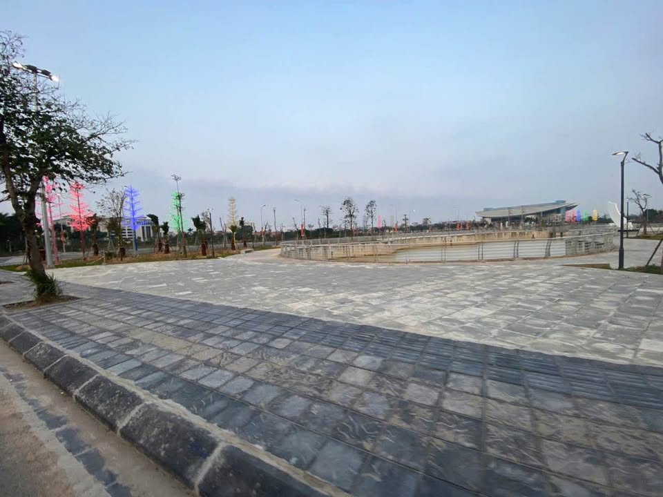 Bán đất Vườn Đào 3, Đông Anh, vỉa hè, ô tô tránh, chủ cắt lỗ chỉ 25 tỷ