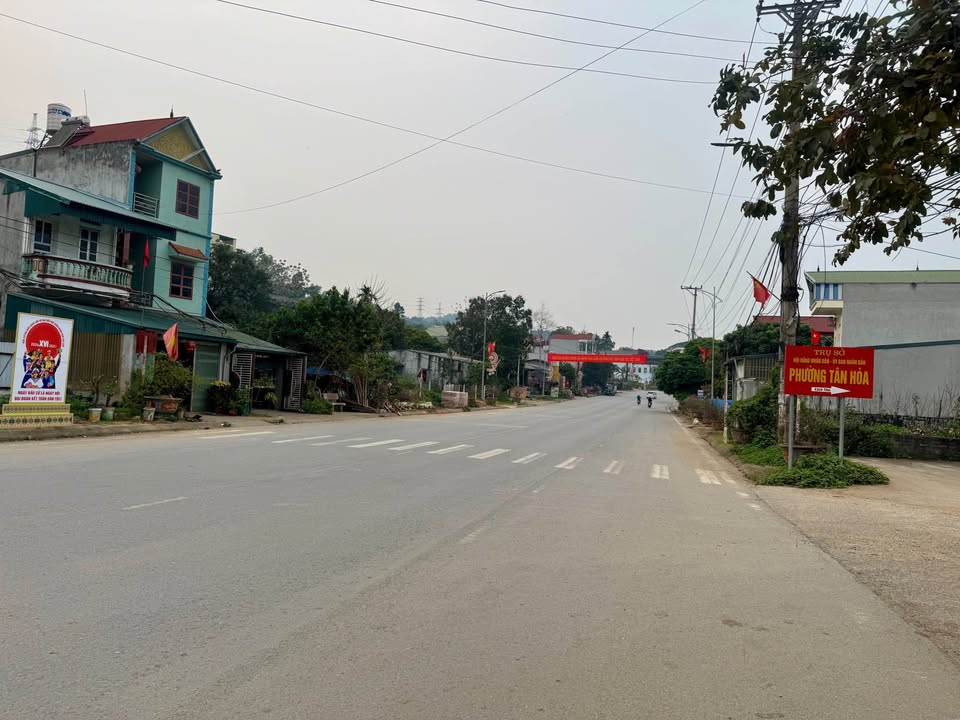 Bán nhà 2 tầng tại phường Tân Hòa, thành phố Hòa Bình cũ