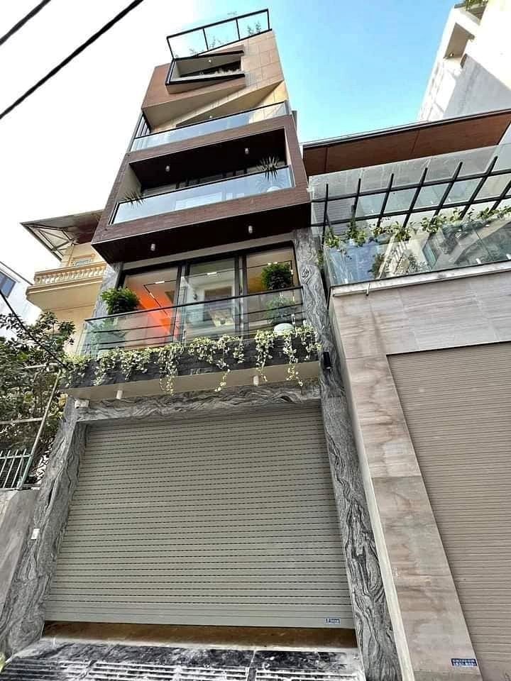 Bán nhà ngay Hoàng Đạo Thúy, 6 tầng, thang máy mới toanh, 52m2