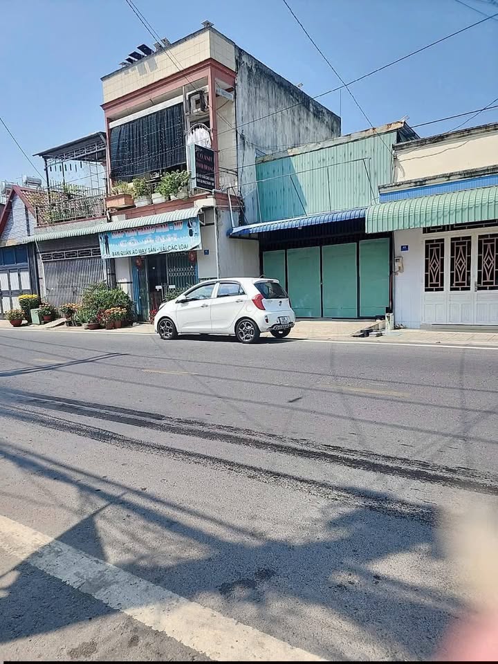 Bán nhà kho 2 mặt tiền Hương lộ 7, view rạch Tân Triều, xã Tân Bình, huyện Vĩnh Cửu cũ, giá 2.6 tỷ