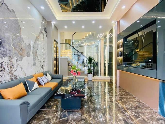 Kẹt tiền kinh doanh bán gấp nhà Huỳnh Đình Hai P22 Bình Thạnh gần chợ Bà Chiểu, giá 3tỷ3 DT 80m2