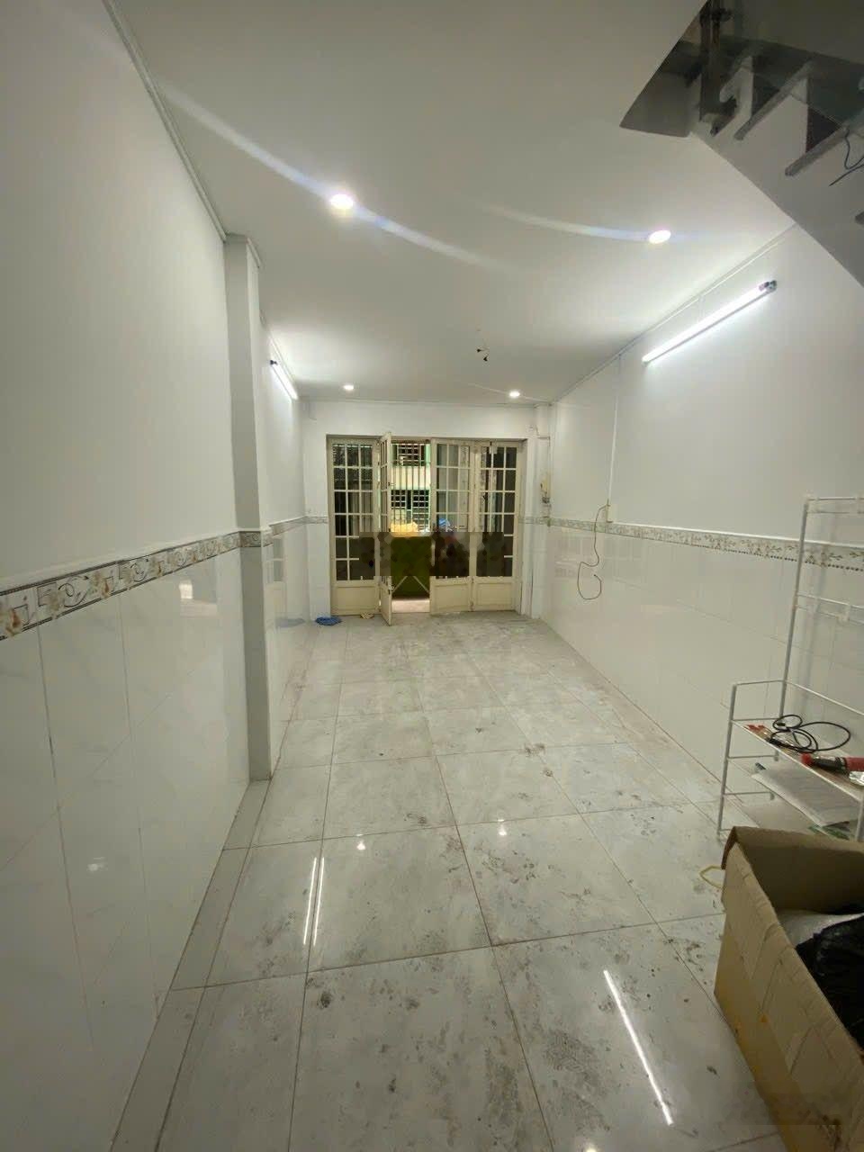 (5.6 Tỷ TL) nhà 1 sẹc, gần mặt tiền Ngô Gia Tự, 41m2, nở hậu..!