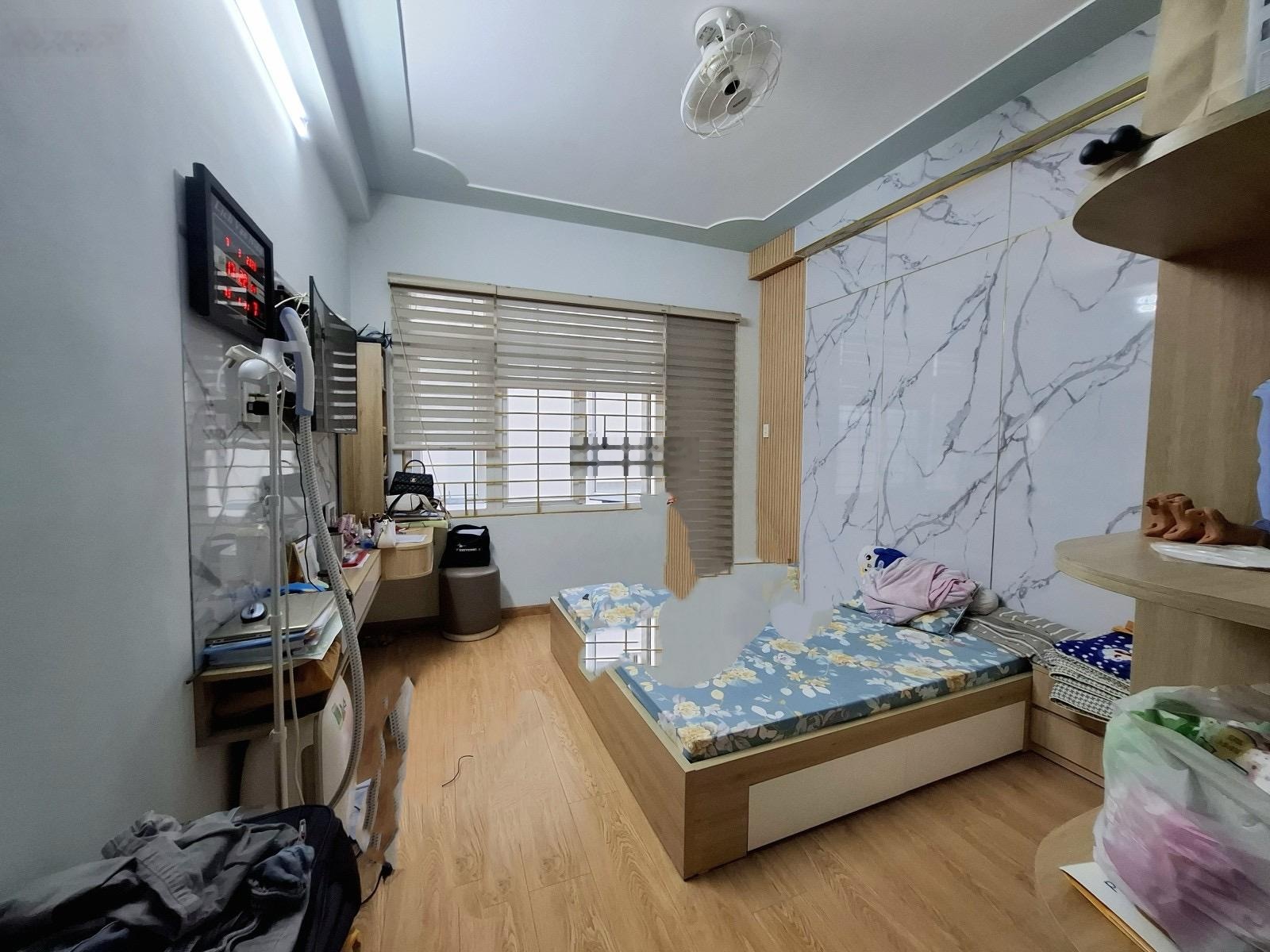 Nhà 5 tầng mới đẹp Ni Sư Huỳnh Liên Tân Bình 30m² nhỉnh 5 tỷ