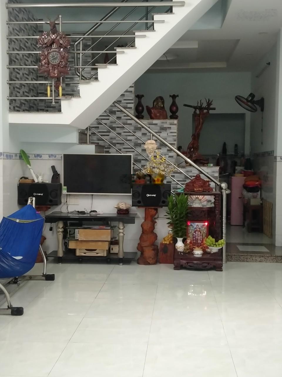 Bán nhà vi bằng hẻm Hiệp Thành 07 Quận 12 Hồ Chí Minh liên hệ: 0968111039