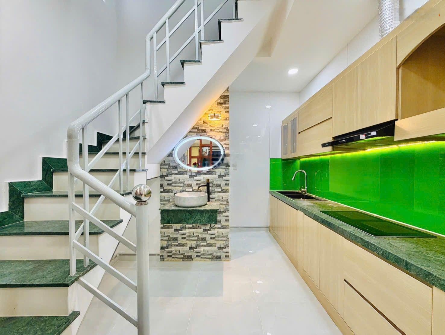 Nhà đẹp ở ngay sổ hồng riêng hỗ trợ vay bank đường quang trung phường 8 gò vấp giá chỉ hơn 3 tỷ