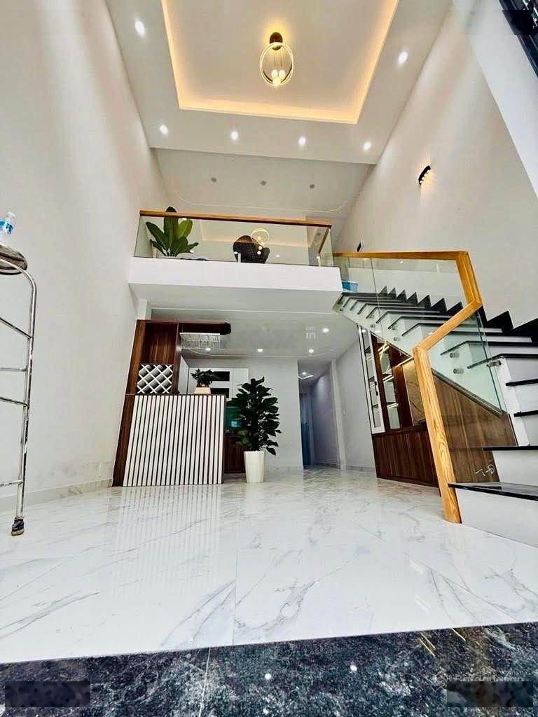 Nhà chính chủ giáp Tên Lửa - Sổ hồng - Nhà mới - Giá 1 tỷ 750