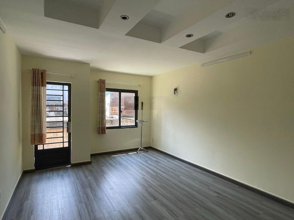 Bán Nhà Riêng tại Sư Vạn Hạnh, Q10, giá siêu hời 7 tỷ, 35m2, 3PN, 3WC