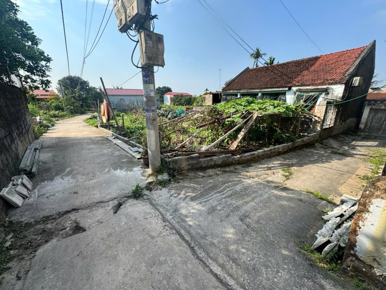 Siêu phẩm lô góc Đại Xuyên, dt 80m², 2 mặt tiền thoáng đẹp, giá 1.89 Tỷ. LH: 0989458634