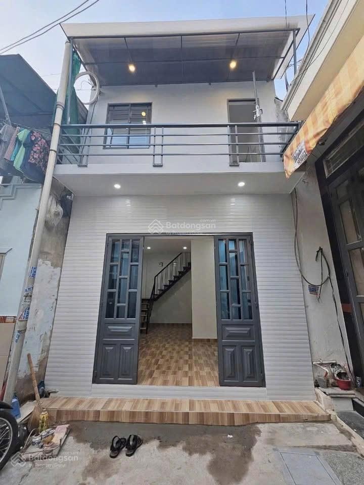 Bán nhà riêng tại Tân Thới Hiệp, 800 triệu, 24m2, chính chủ, giá siêu hời