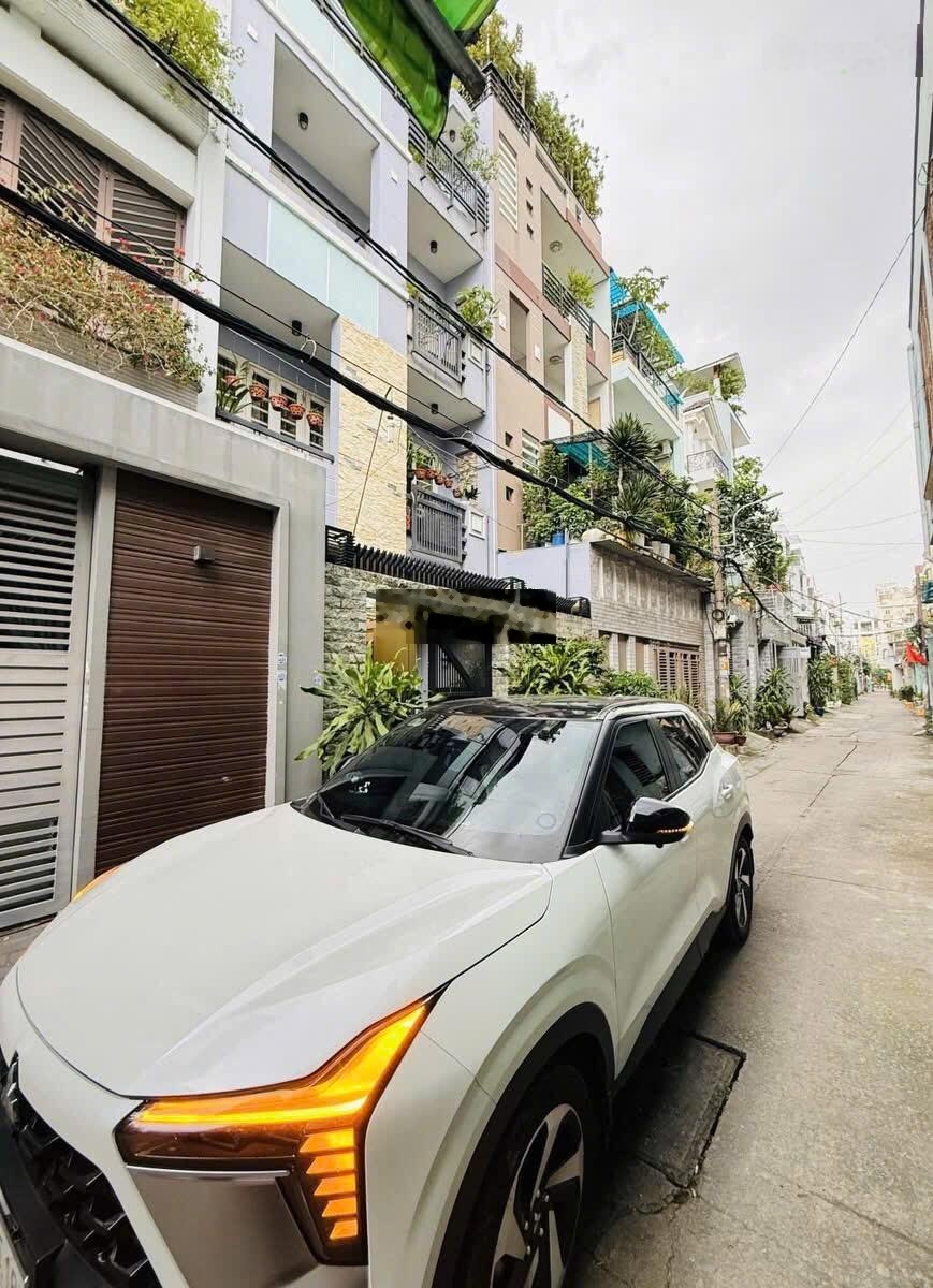 Bán nhà 2 lầu (4,5mx24m). Giá 1,2 tỷ. Nhà gần chợ An Dương Vương, đang cho thuê nguyên căn 15 tr.