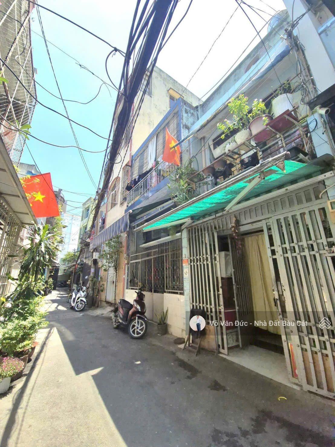 Bán nhà Hẻm 4m Lý Thường Kiệt- P8- Tân Bình. DT 3.5x9- Nhà 1 Lầu. Giá rẻ nhỉnh 4 TỶ