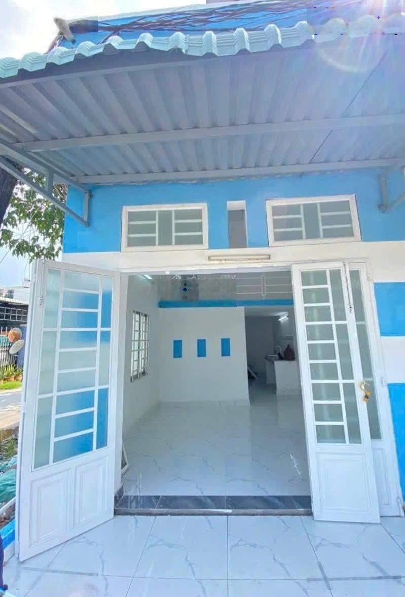 Chính chủ bán căn nhà Hưng Long ,Bình Chánh .Giá bán 950 triệu .