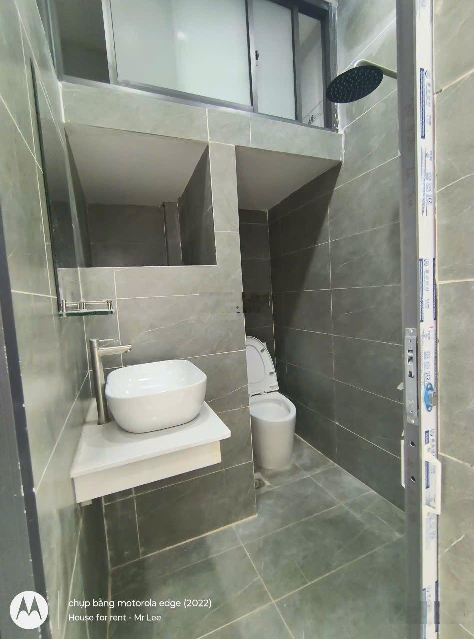 Bán nhà mới cách 1 căn ra mặt tiền đường Vườn Lài gần chợ Tân Hương