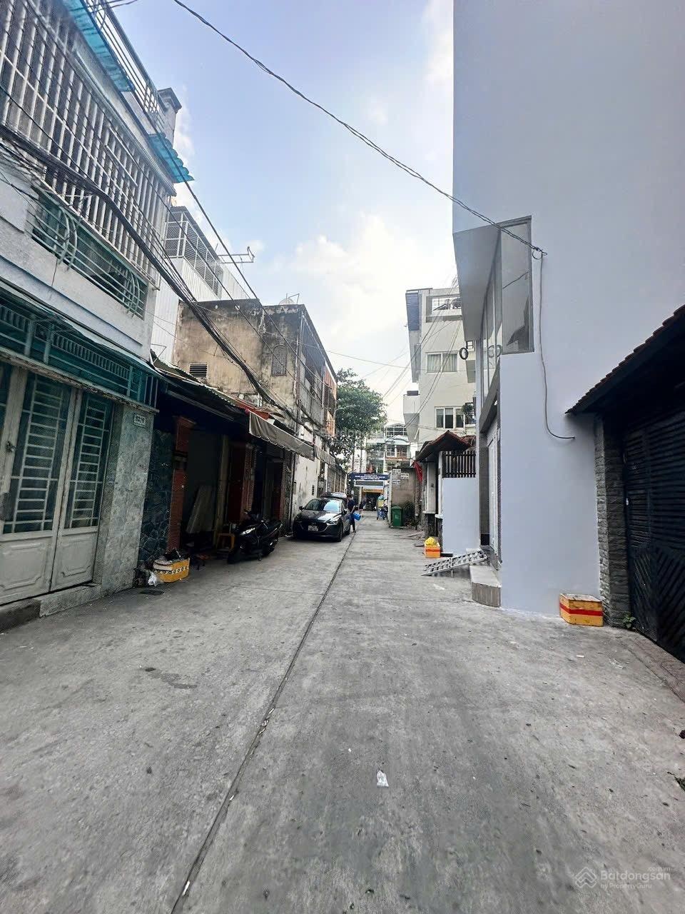 Bán nhà hẻm 6m Phú Thọ Hoà (gần Luỹ Bán Bích ) DT : 4x11.5m - nhà cấp 4 + lửng - Giá : 5tỷ TL