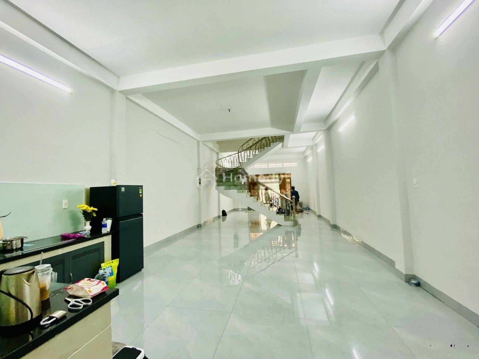 Lh Phúc 0794062948 Bán căn Phan Văn Trị 55m2 Gò Vấp giá 2ty126, Shr bao sang tên, HXH thông thoáng