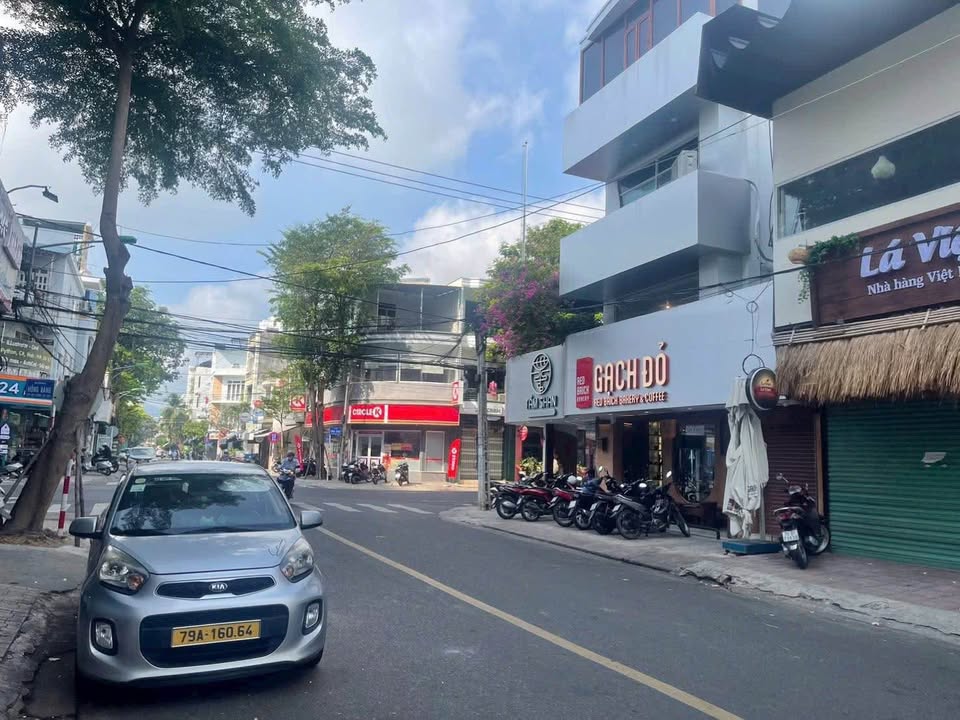 Bán nhà riêng thành phố Nha Trang, tỉnh Khánh Hòa, giá 20 tỷ