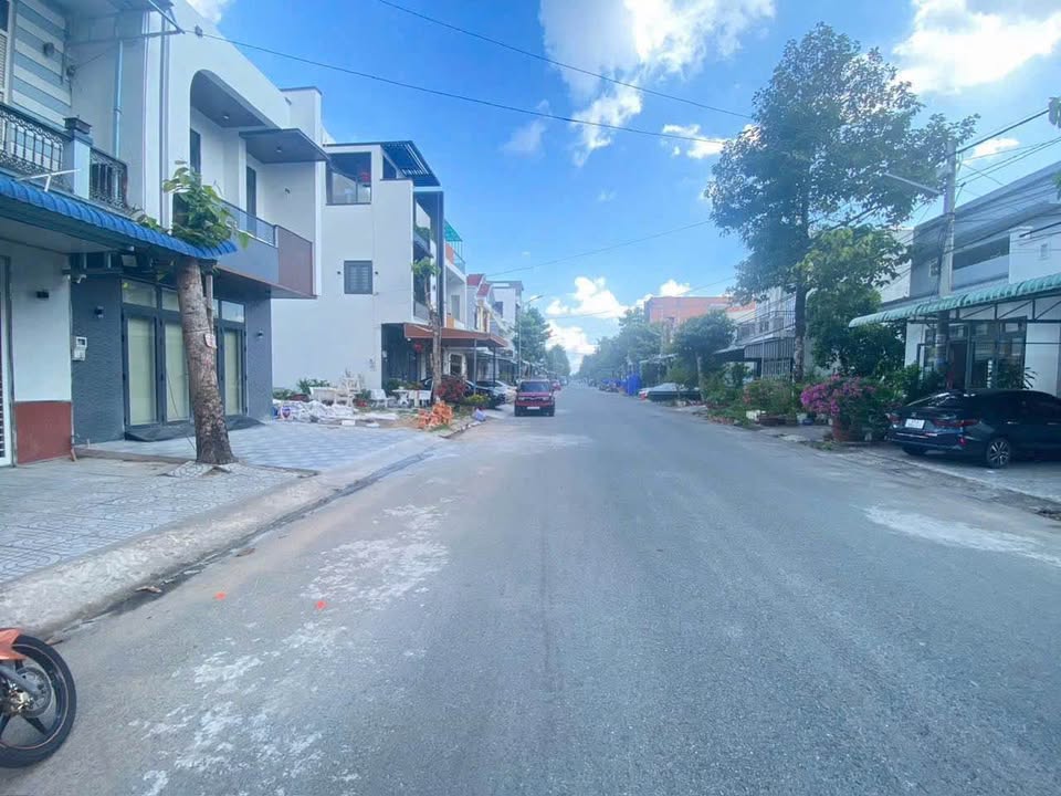 Bán đất nền tại khu đô thị Hồng Loan, Cần Thơ, diện tích 77,5m2, giá 2,05 tỷ