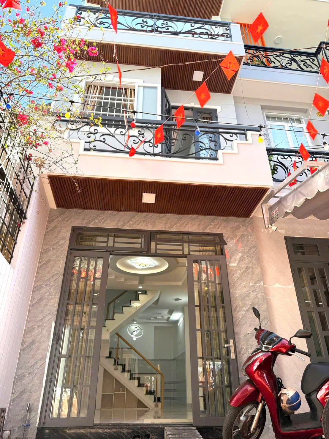 Bán nhà 1 trệt 2 lầu hẻm đa su, đường Nguyễn An Ninh, phường Nguyễn An Ninh cũ, trung tâm Vũng Tàu, giá 5.1 tỷ