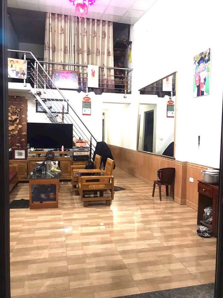 Bán nhà cấp 4 gác xép trung tâm Trường Thi, Thanh Hóa