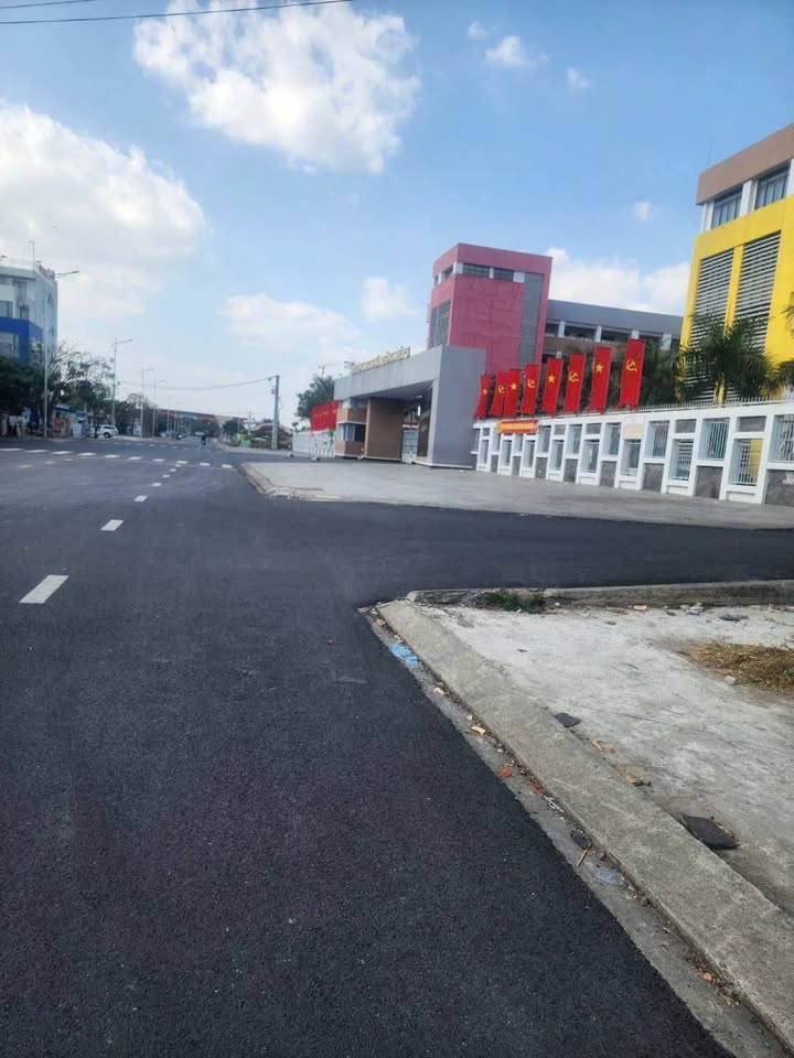 Bán đất thành phố Thuận An, tỉnh Bình Dương, giá 2,59 tỷ