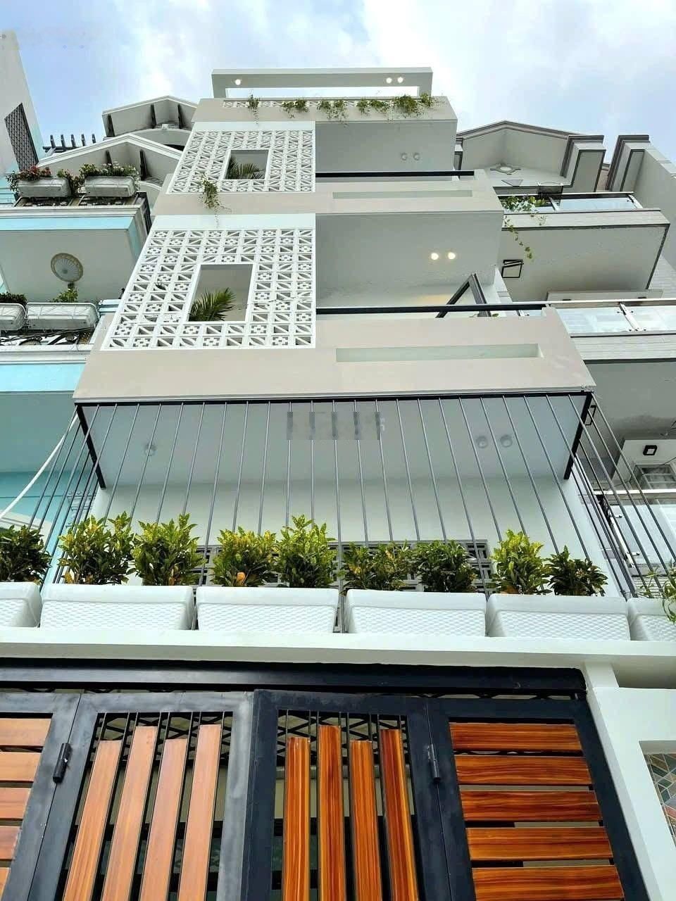 3Tỷ5/65,1m2 sở hữu nhà đường 6m Nguyễn Hữu Cảnh-P22-Bình Thạnh cho thuê 23tr gần cầu Thị Nghè