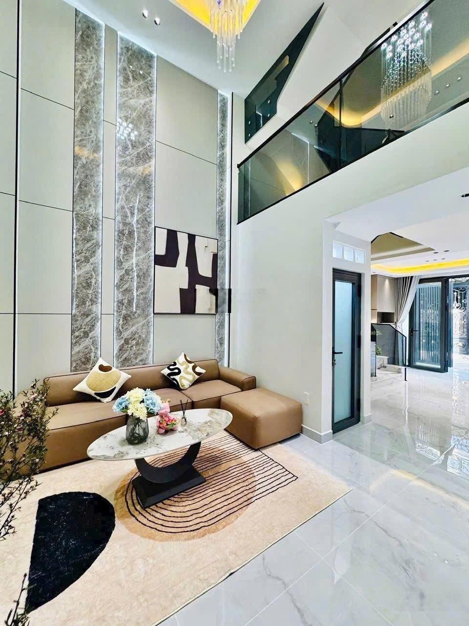 Hạ sát giá thị trường bán gấp nhà ngay Lê Thị Hồng, Phường 1, Gò Vấp. Giá 3,92 Tỷ/ 54,6m2 - Sổ đẹp