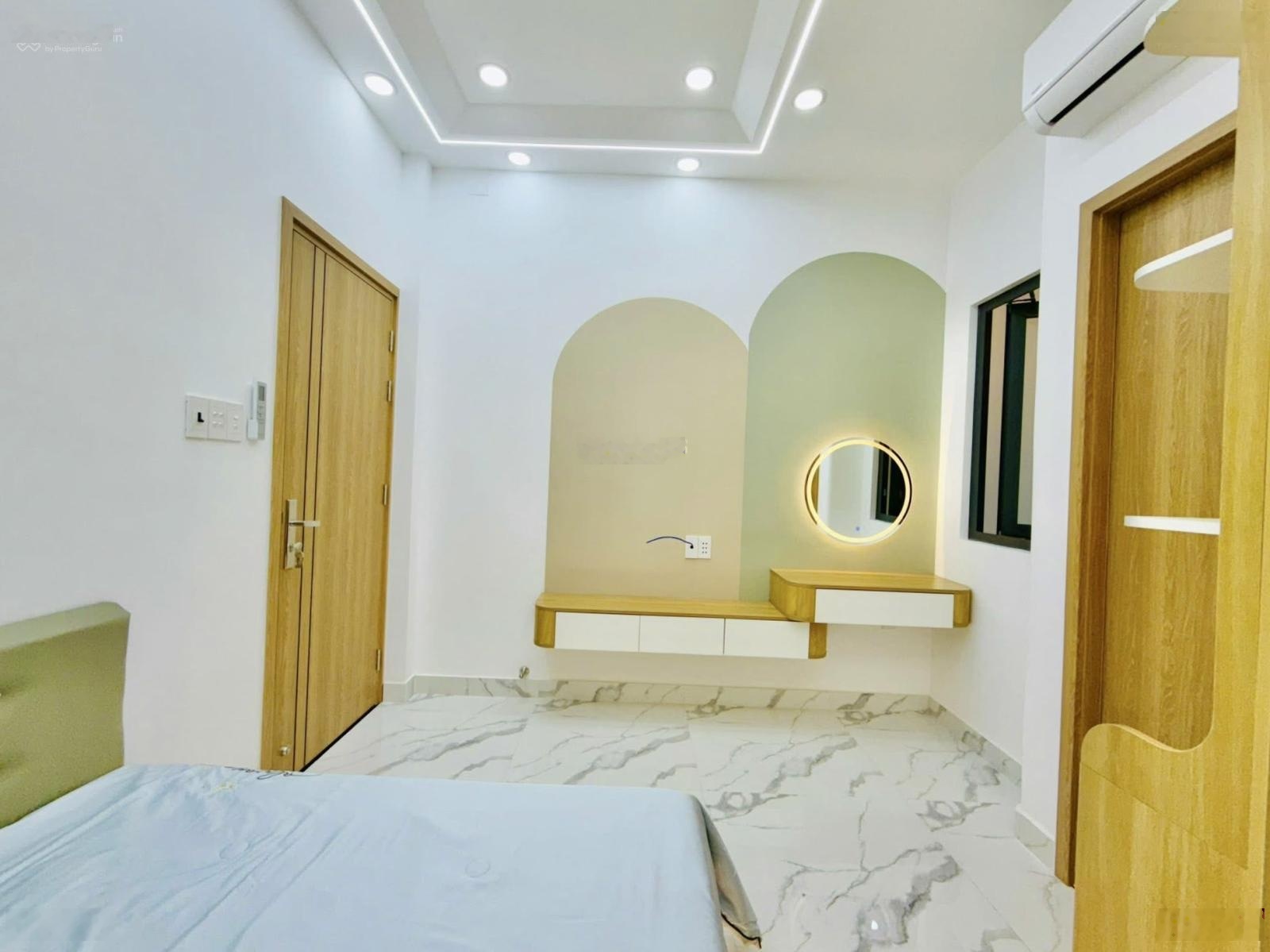 Bán gấp nhà Trần Phú Cương-P5-GV,gần chợ GV, ĐH Công Nghiệp.Giá 3tỷ890tr/72,8m2,đang cho thuê 26tr