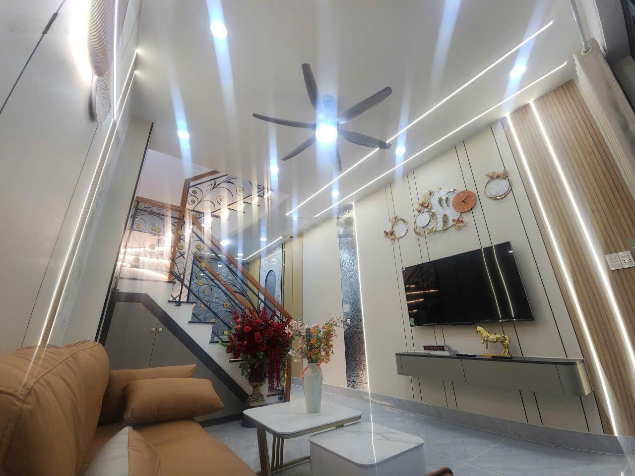 Bán nhà Full Nội Thất Mới - Gần Vincom Quang Trung, Gò Vấp - 2PN [4.97 tỷ TL]