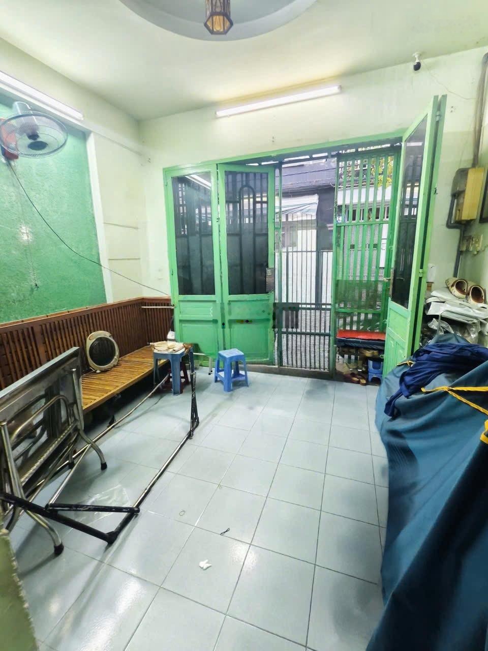 Bán nhà mt đường 6m - 4x6m - 1 lầu - đô đốc lộc, tân sơn nhì, tân phú - giá nhỉnh 3đồng