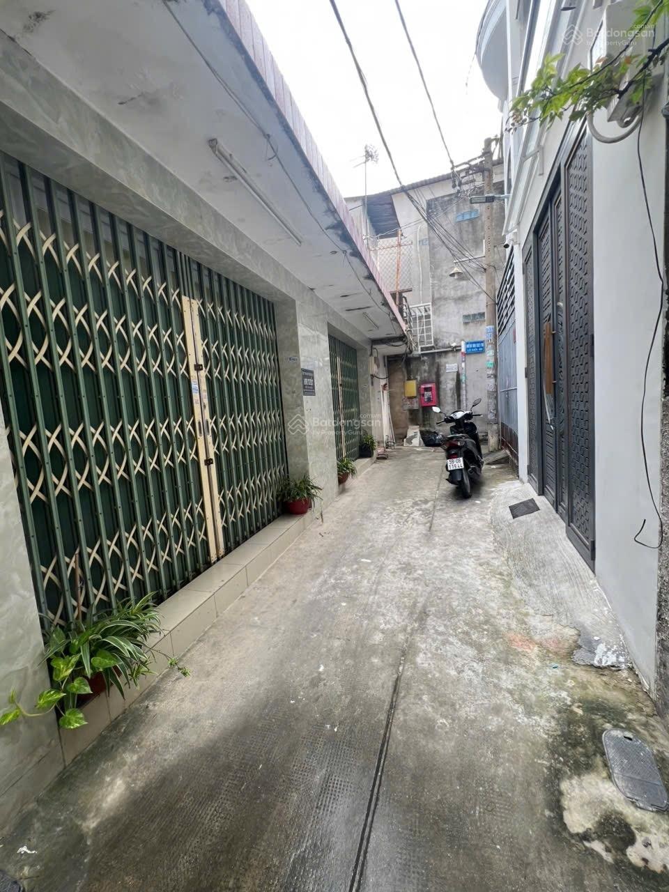 Nhà ngay Gò Dầu, Tân Sơn Nhì 5*8,5m 4,1 tỷ