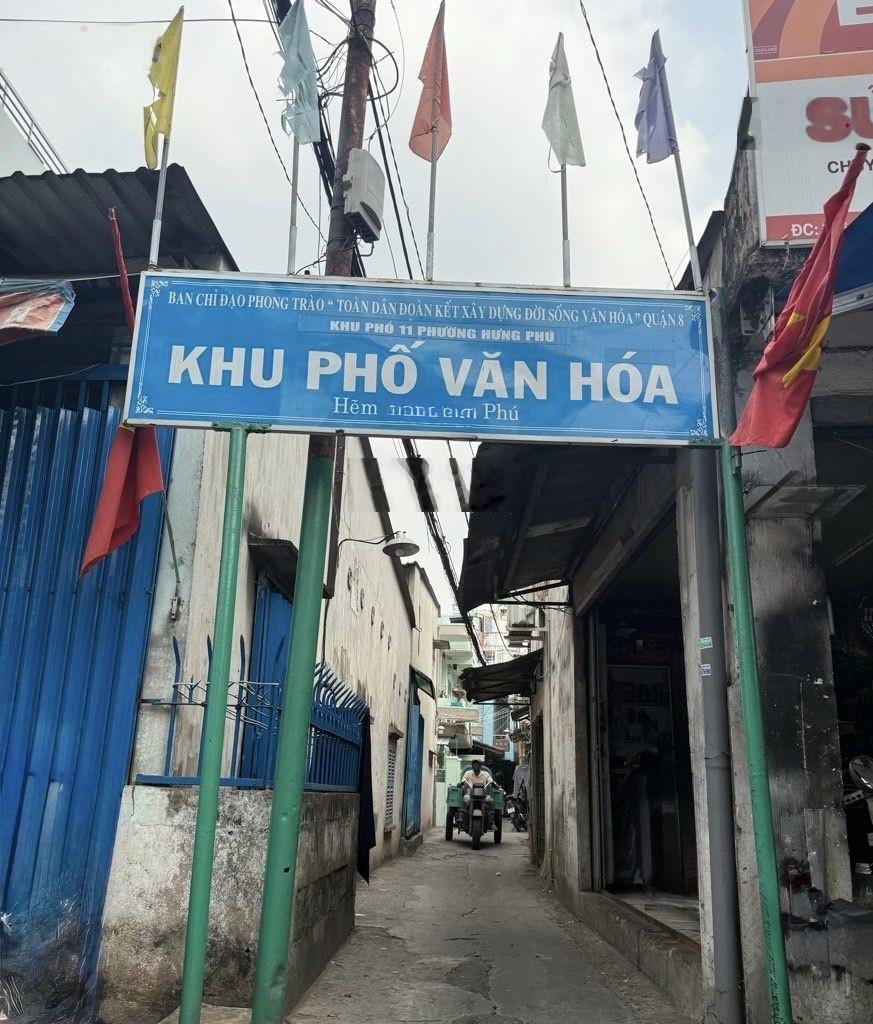 Nhà bán chỉ hơn 2ty. Ngay trung tâm q8, hẻm ba gác, shr công chứng nhanh.