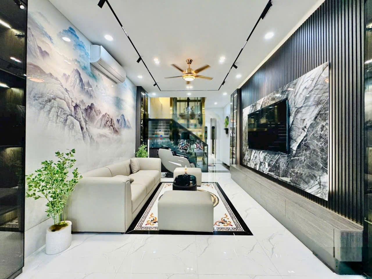 Chủ nhà cần bán gấp, Bùi Đình Túy, Bình Thạnh, 50.4m2, chốt ngay, sổ hồng riêng