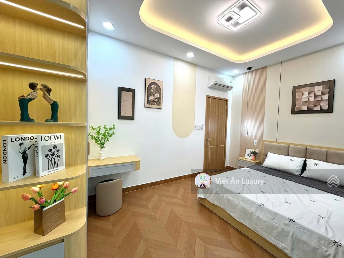 Siêu phẩm khu vip quận 1 - bề ngang khủng 6.6m - giá chào 8.35 tỷ full tiện ích