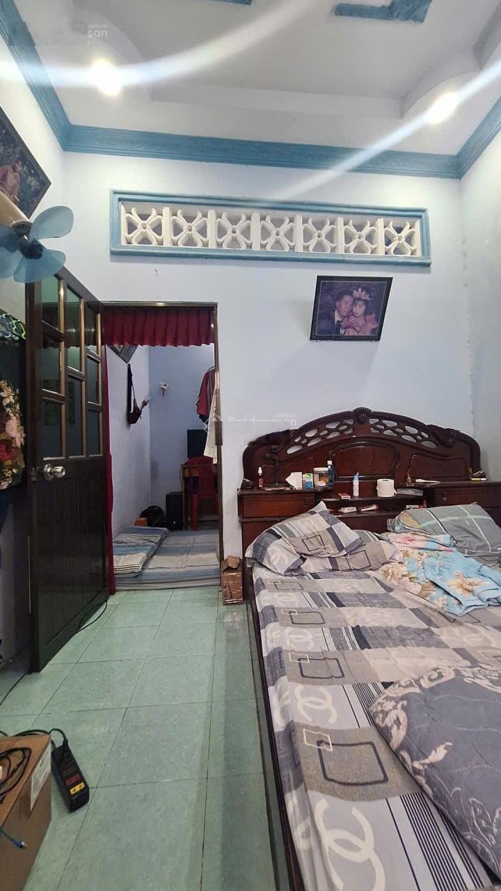 Bán nhà đường quang trung ,gò vấp, 2 mặt hẻm , gần nhà thờ xóm thuốc, 3,2 tỷ