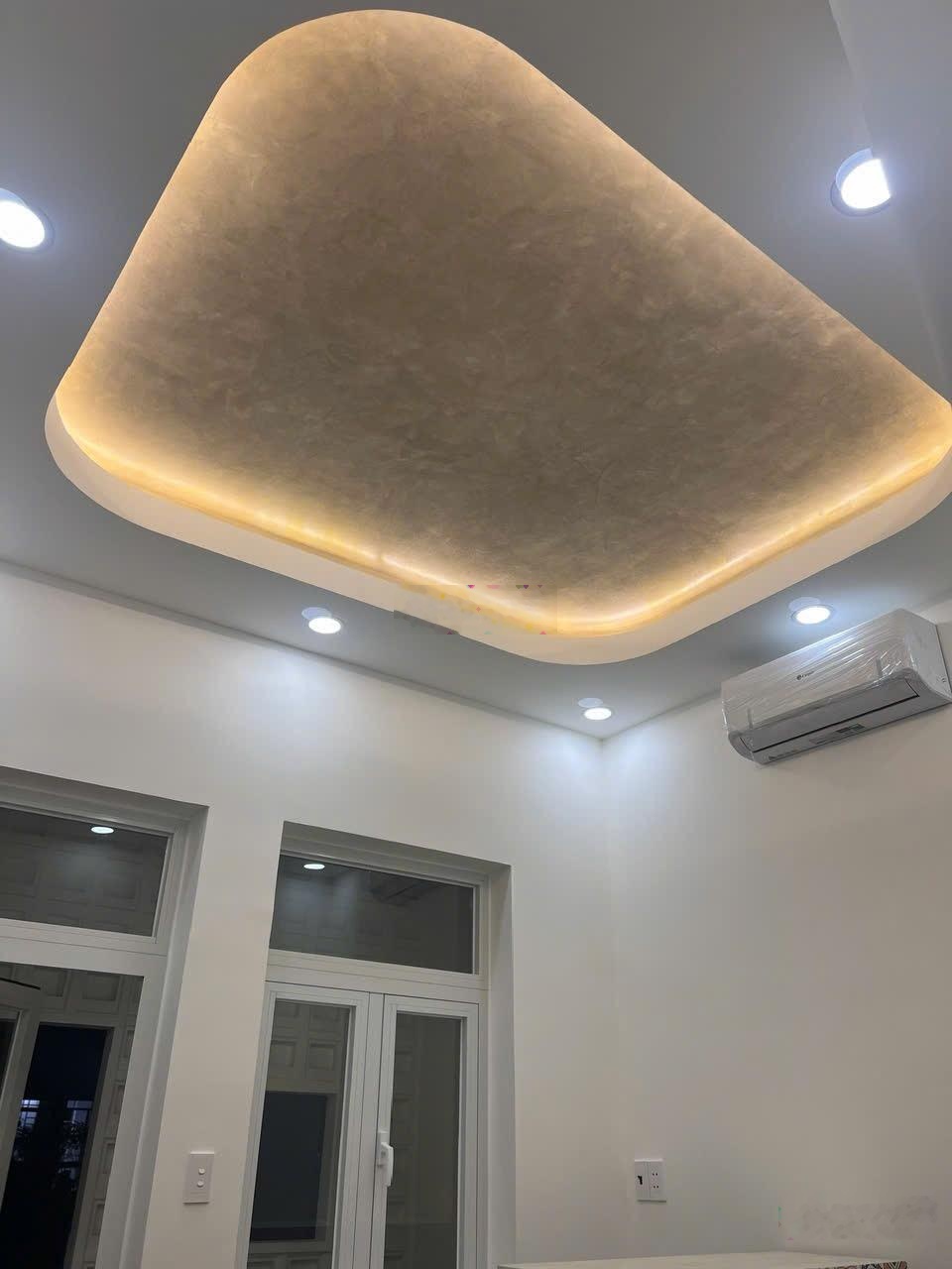 Bán nhà Lê Quang Định P.1 Gò Vấp khu dân trí , nhà 2 tầng 3 Phòng ngủ giá 4.35 tỷ