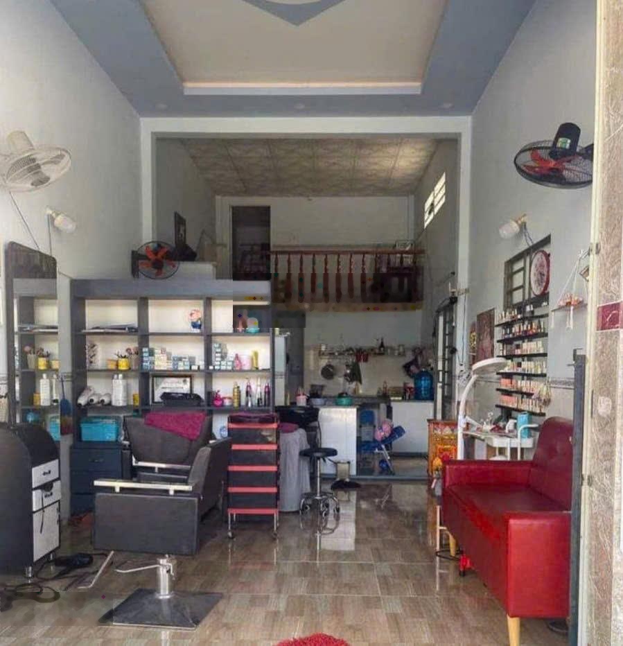 Dãy trọ 27 phòng thu nhập 37 triệu/tháng giá 880 triệu ngay Chợ Bình Chánh - Sổ Hồng Riêng