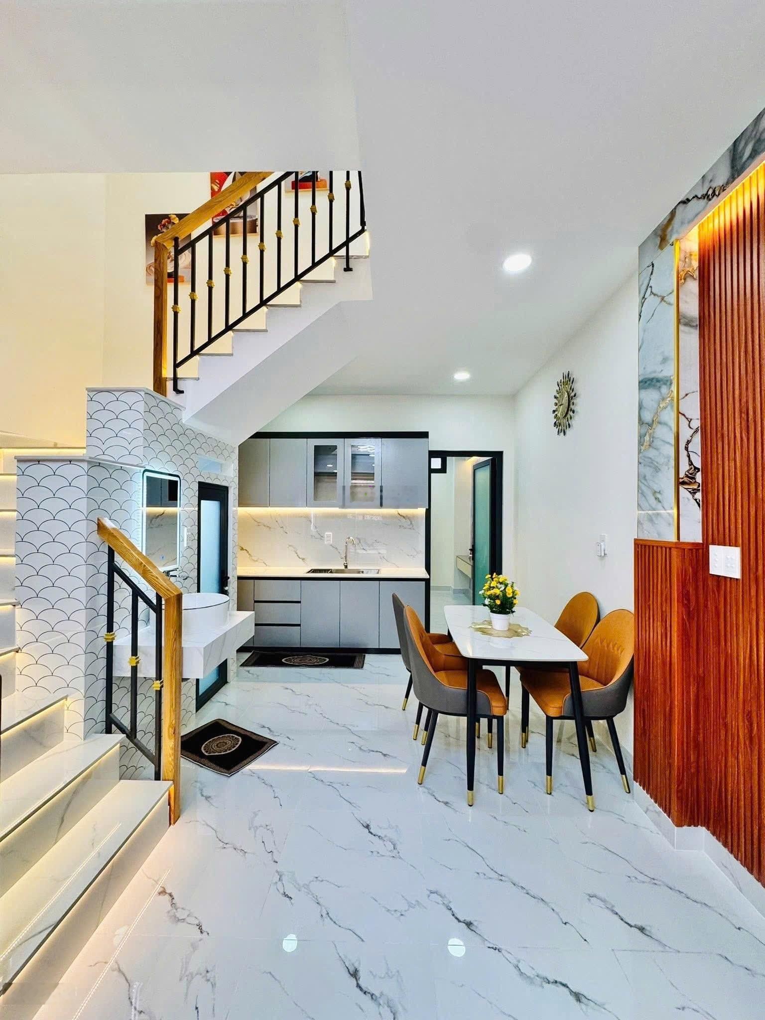 Bán nhà 1 trệt 1 lầu sổ riêng đường Vũ Tùng, Phường 2, Bình Thạnh, 45,2m2, 4tỷ050tr