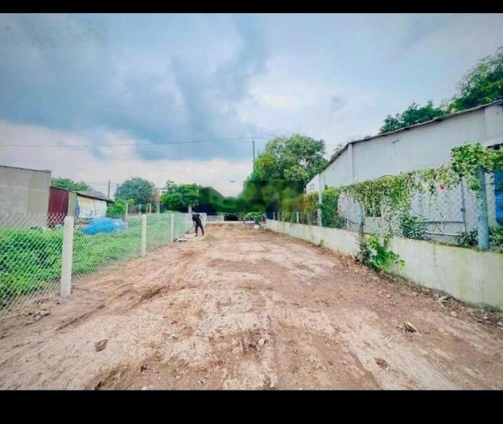 Kẹt Tiền Trả Nợ Cần Ra Hàng Gấp Siêu Phẩm 110m2 Ngay Đ.Cao Thị Bèo,Củ Chi .Giá 700tr, Sổ Hồng Riêng