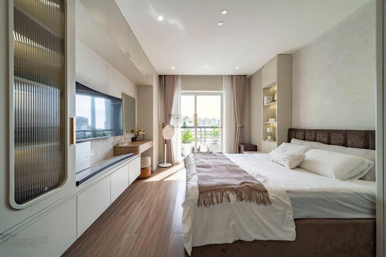 Tân sơn nhì tân phú gần âu cơ, trường chinh