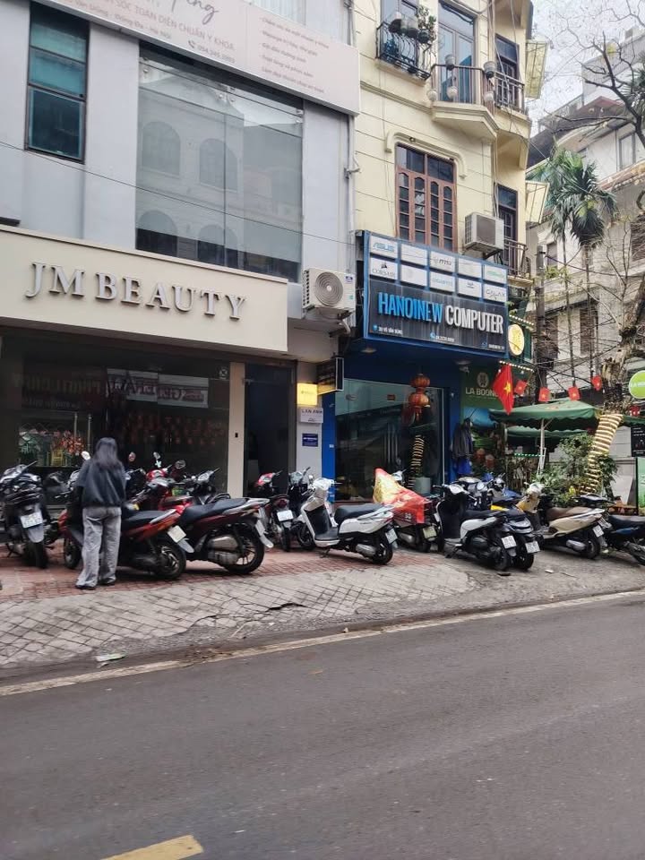 Bán nhà ngay mặt hồ Đền Lừ, vỉa hè rộng 7m, kinh doanh sầm uất mọi loại hình