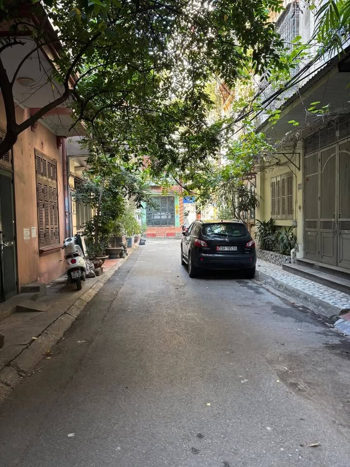 Bán nhà Thanh Xuân, 36m2, 5 tầng, sổ đỏ vuông đẹp, ngõ ô tô tránh