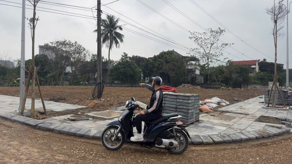 Bán lô đất đấu giá biệt thự diện tích 245m², 2 mặt thoáng kinh doanh tại trung tâm hành chính huyện Yên Thủy, Hoà Bình