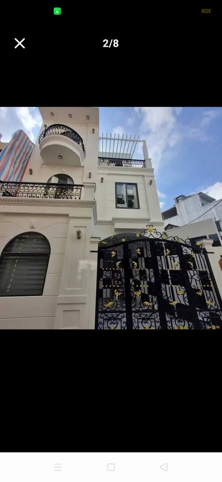 Bán nhà 3 tầng kiệt ô tô Tôn Đức Thắng, Liên Chiểu, full nội thất, ô tô trong sân, giá 5.79 tỷ