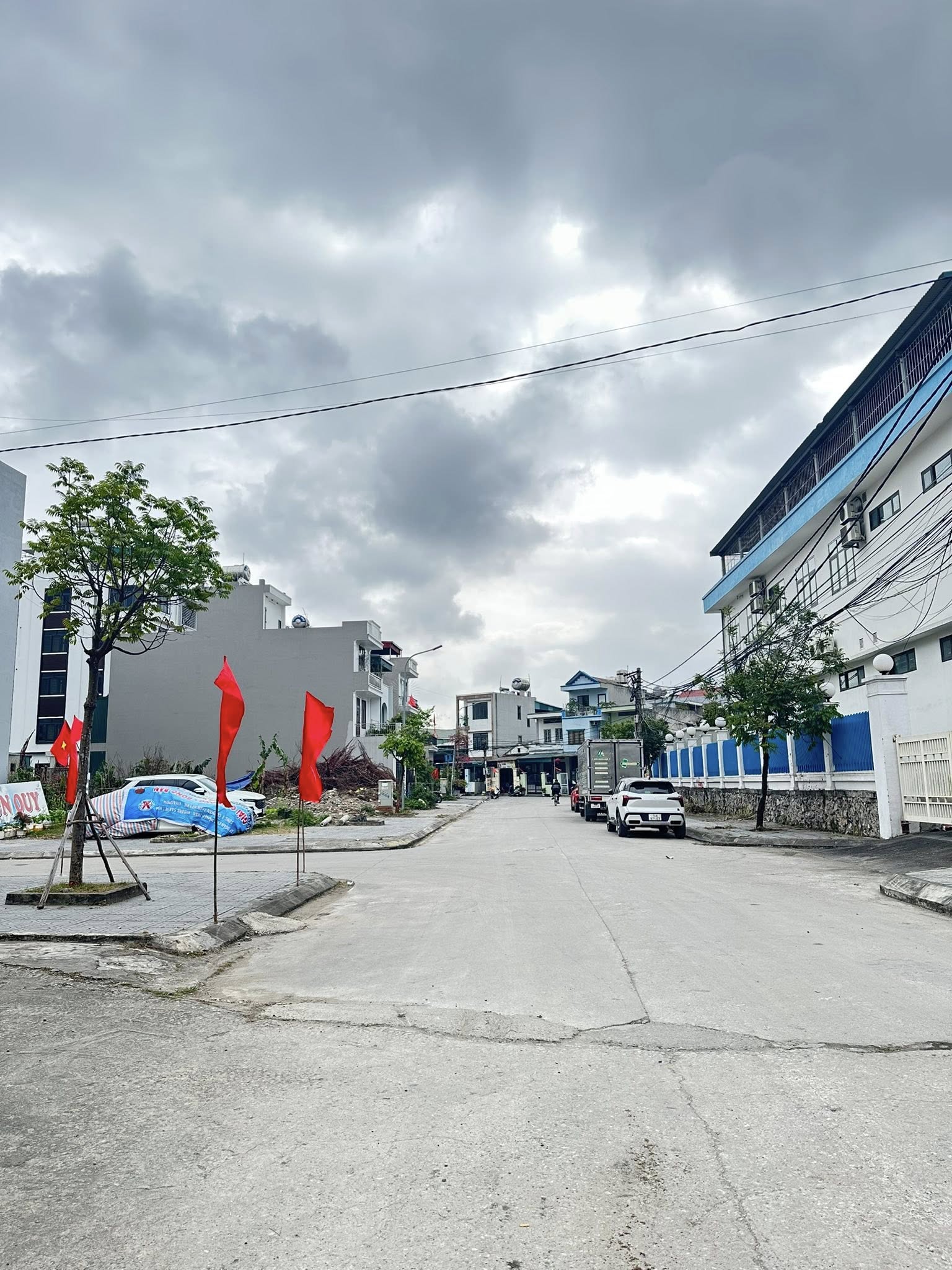 Bán đất tái định cư viện K67, cạnh nhà văn hoá khu 6, Cao Xanh, giá 4.2 tỷ