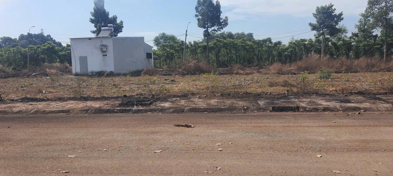 Bán gấp lô đất Lan Anh 2, Hòa Long, giá chỉ 1,05 tỷ, công chứng ngay trong ngày