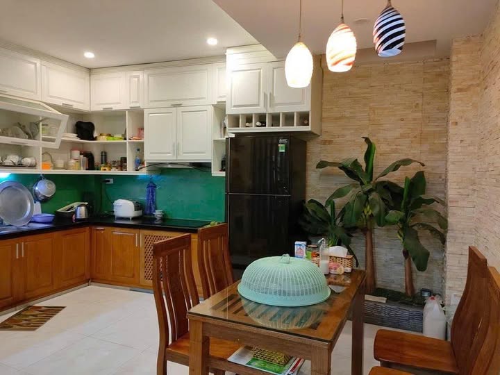 Bán nhà Đông Bắc, Hoài Đức, 45m2, 4 tầng, mặt tiền 4m, nhà còn mới, về ở ngay, gần ô tô