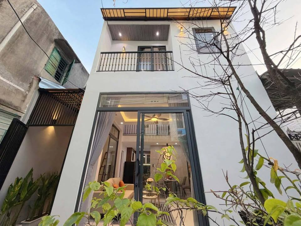 Bán nhà nhà 2 tầng kiệt Hà Huy Tập, Hải Châu, giá 4.4 tỷ